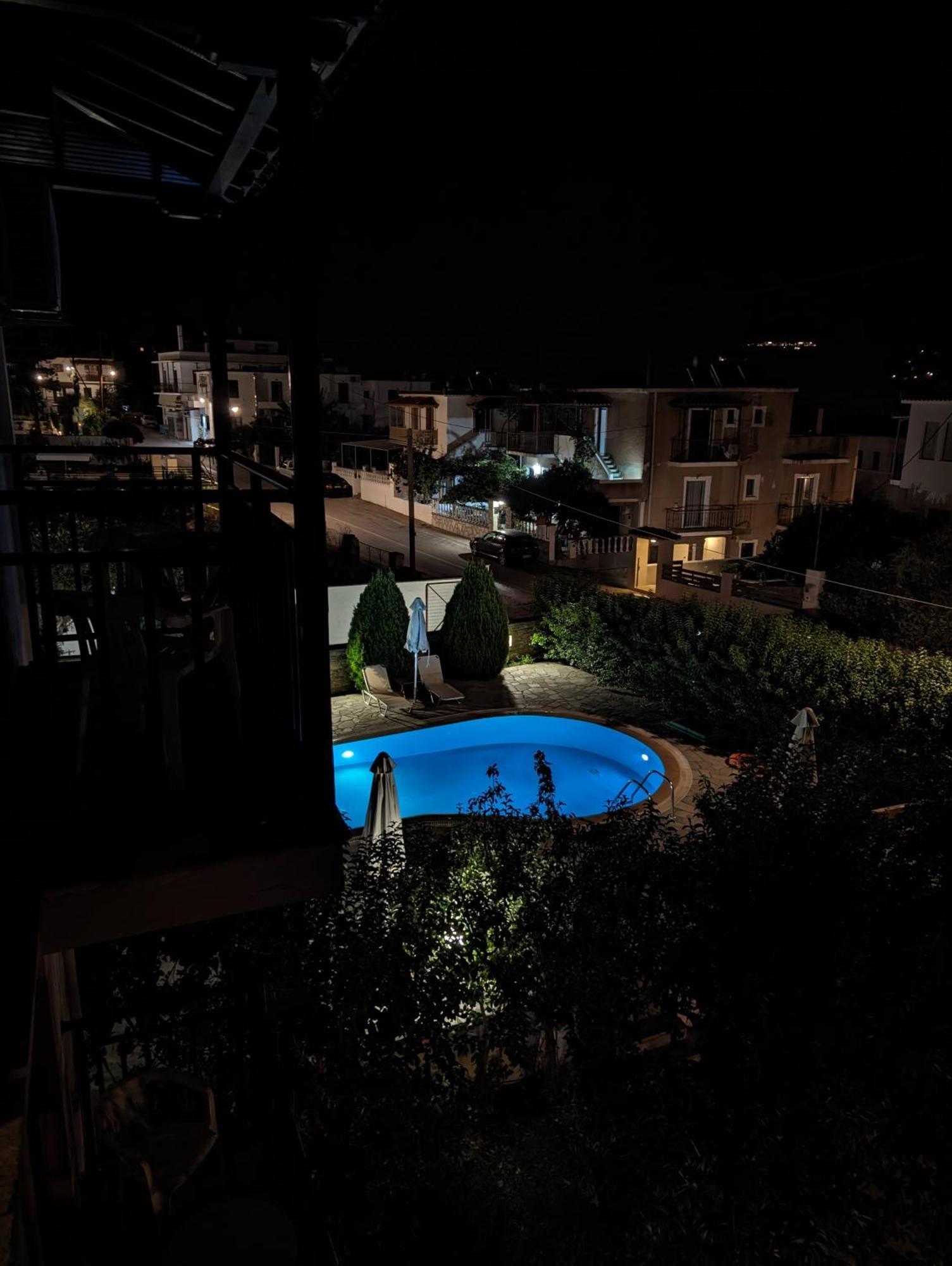 Guesthouse Christos 斯科派洛斯 外观 照片