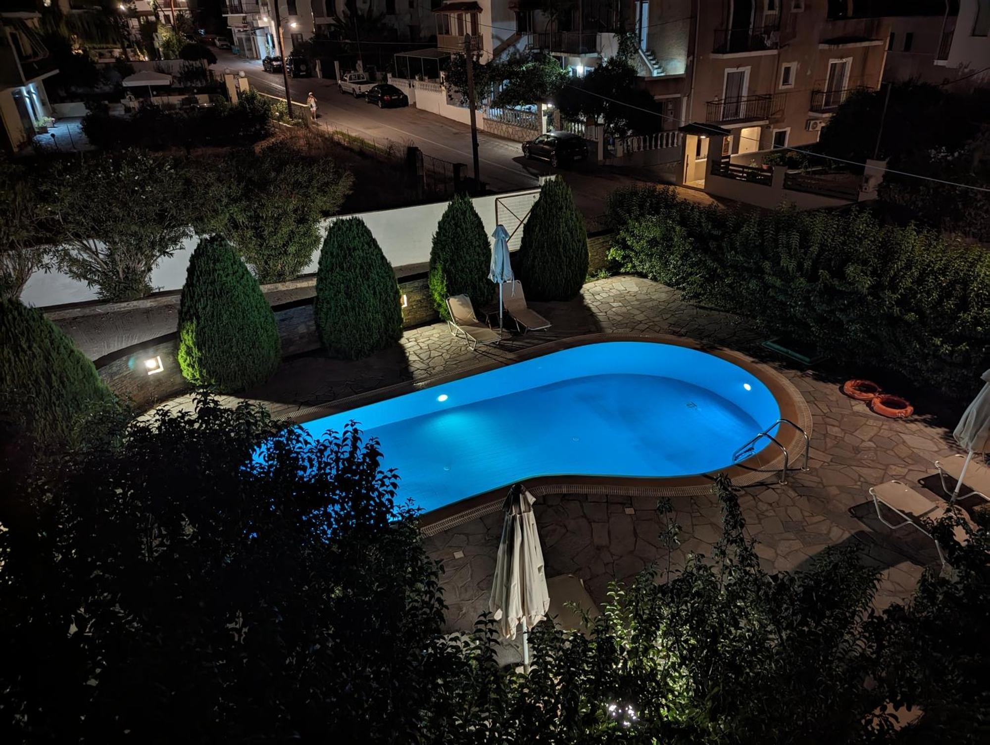 Guesthouse Christos 斯科派洛斯 外观 照片